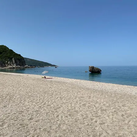 بيت للعطل Tsagarakis *
